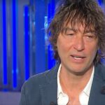 Simone Annicchiarico si trasforma in Mungo Jerry a Tale e Quale Show 2024: “Il mio momento preferito di questo talent show…”