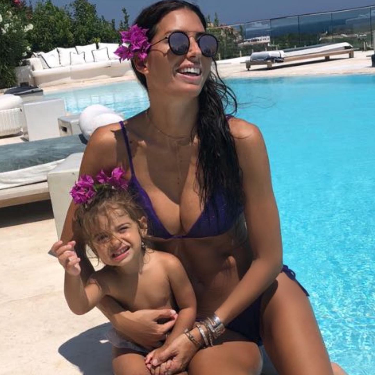 Elisabetta Gregoraci Auguri piccola peste 5 anni di te .. Ginevra del mio cuore   .. rimetto la foto ...