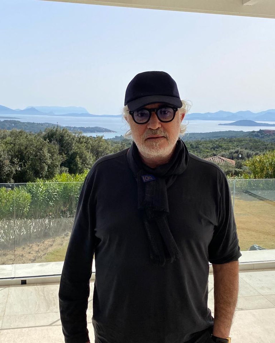 Flavio Briatore La Sardegna è sempre stupenda, anche fuori stagione....