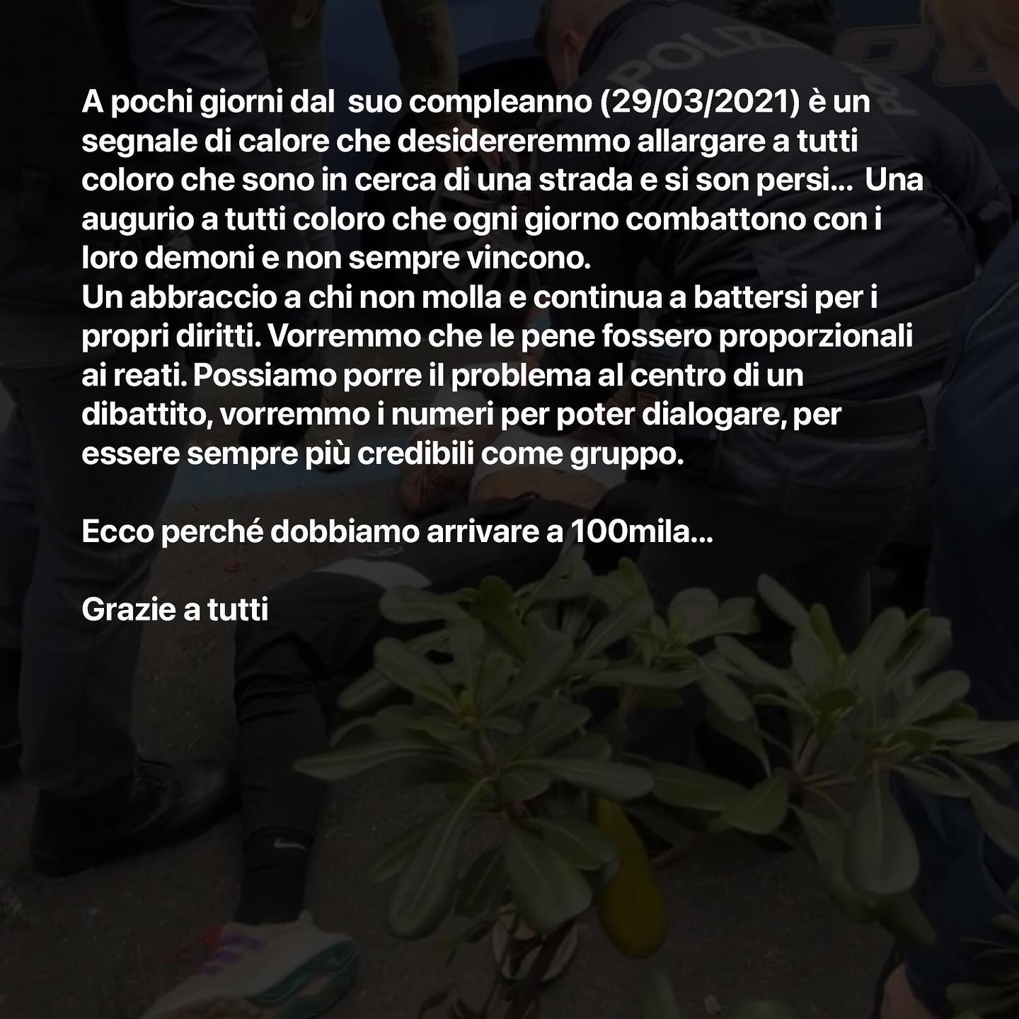 Fabrizio Corona Vogliamo arrivare a 100mila, ecco perchè. 
La grande visibilità di Fabrizio Coro...