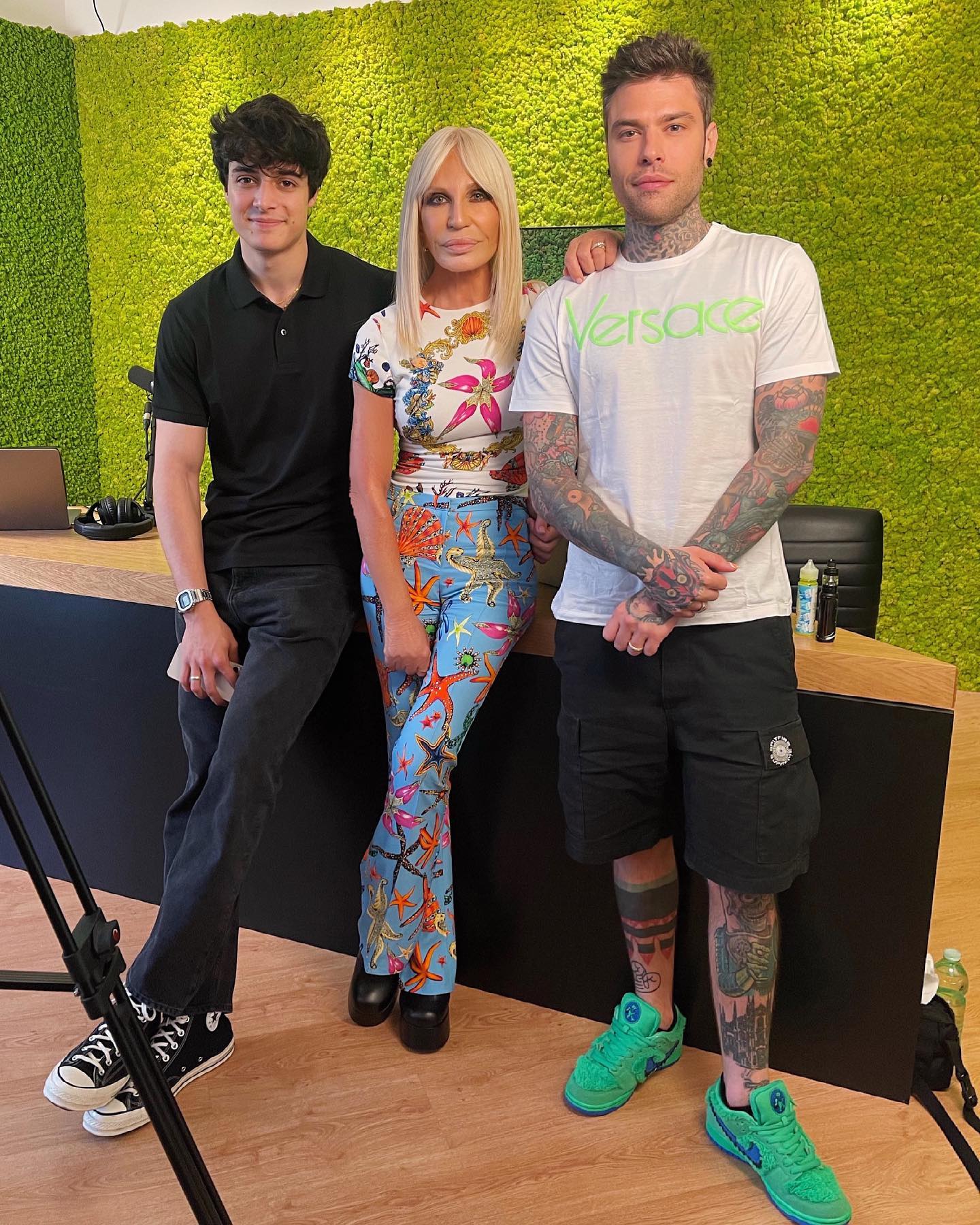 Fedez Donatella Versace ospite a Muschio selvaggio 
Ci ha raccontato la storia di una ...