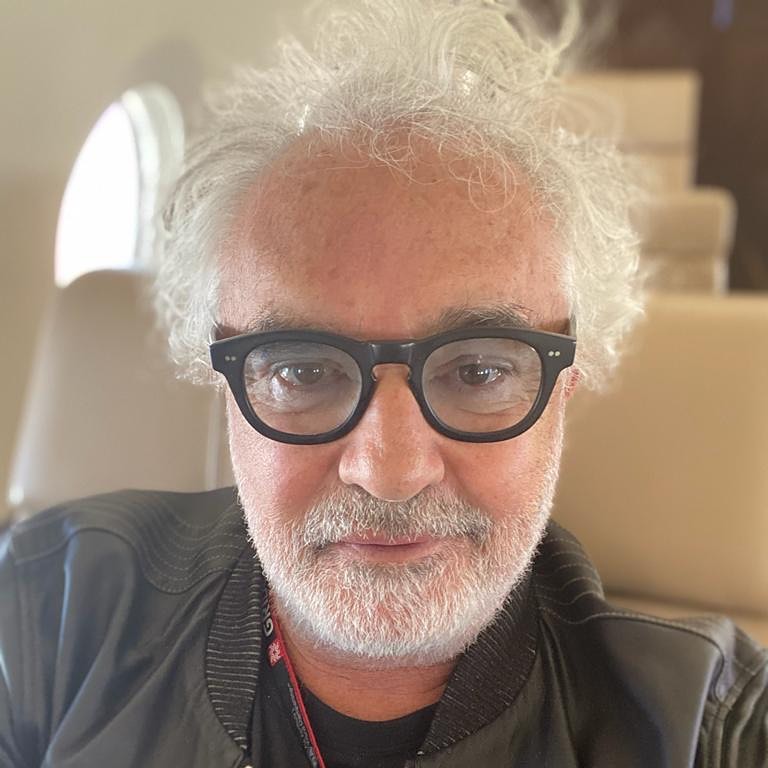 Flavio Briatore Rientro da Baku. 
Buona domenica a tutti!...