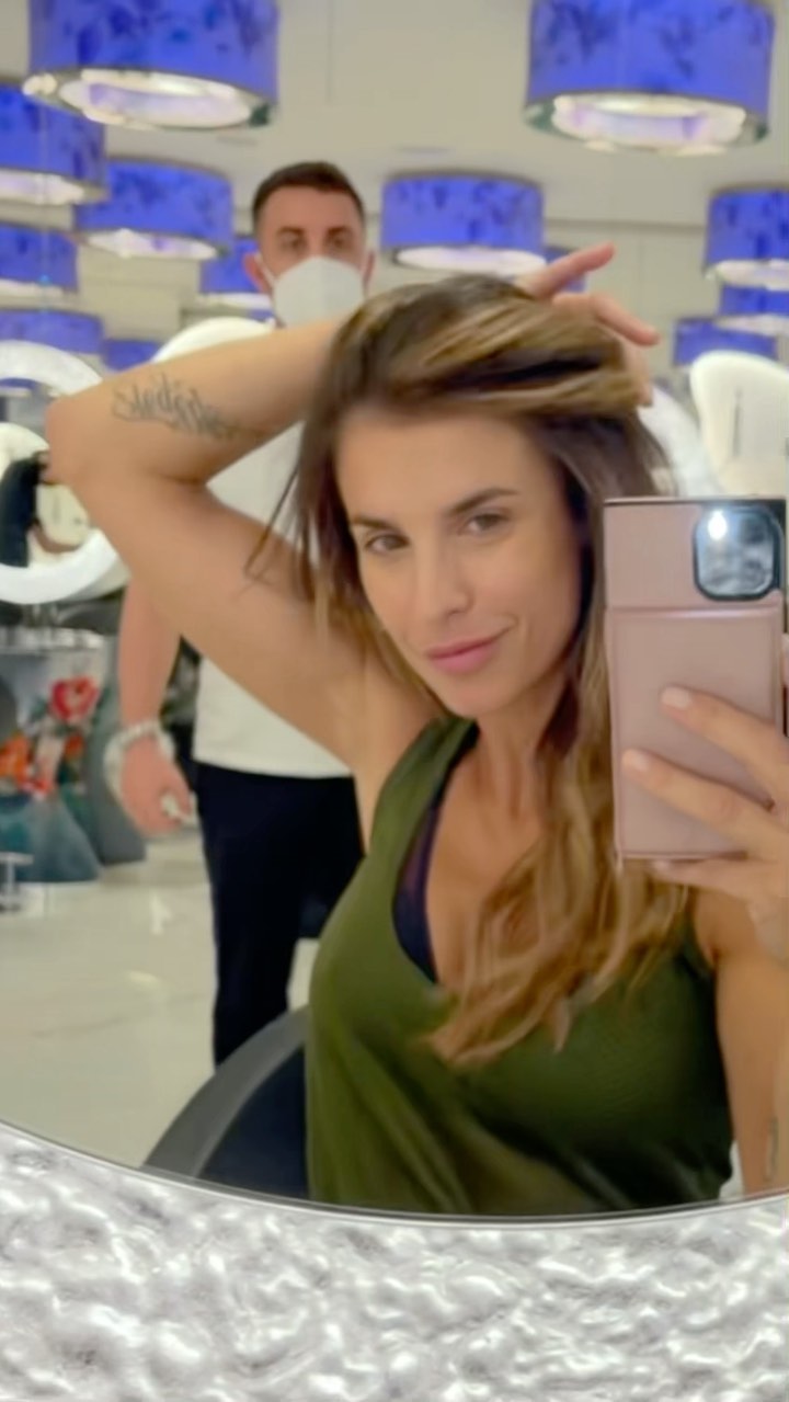 Elisabetta Canalis Magic touch  
Grazie Niky...