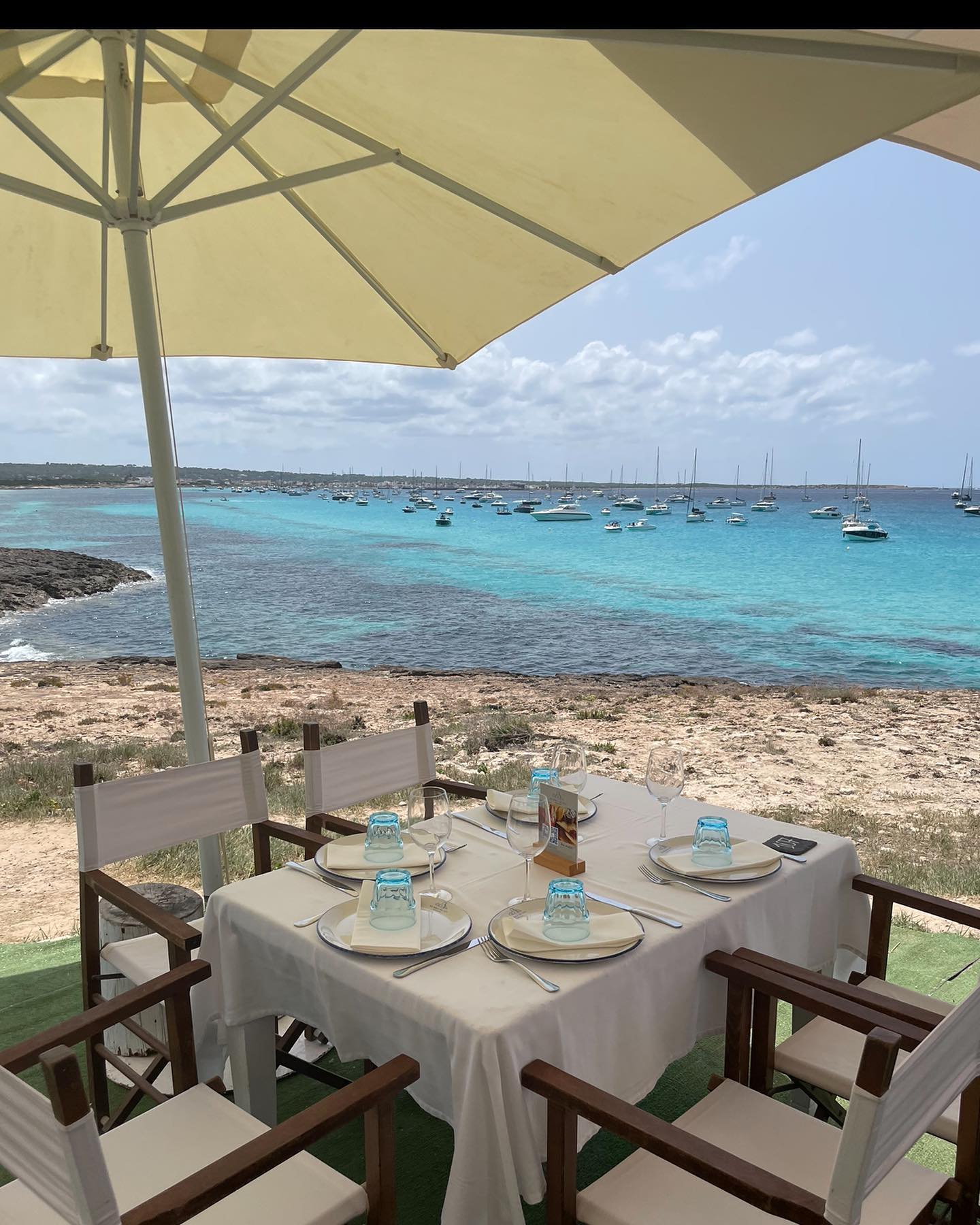 Elisabetta Gregoraci Ho avuto la fortuna di passare una giornata a Formentera, ci ero stata solo di p...