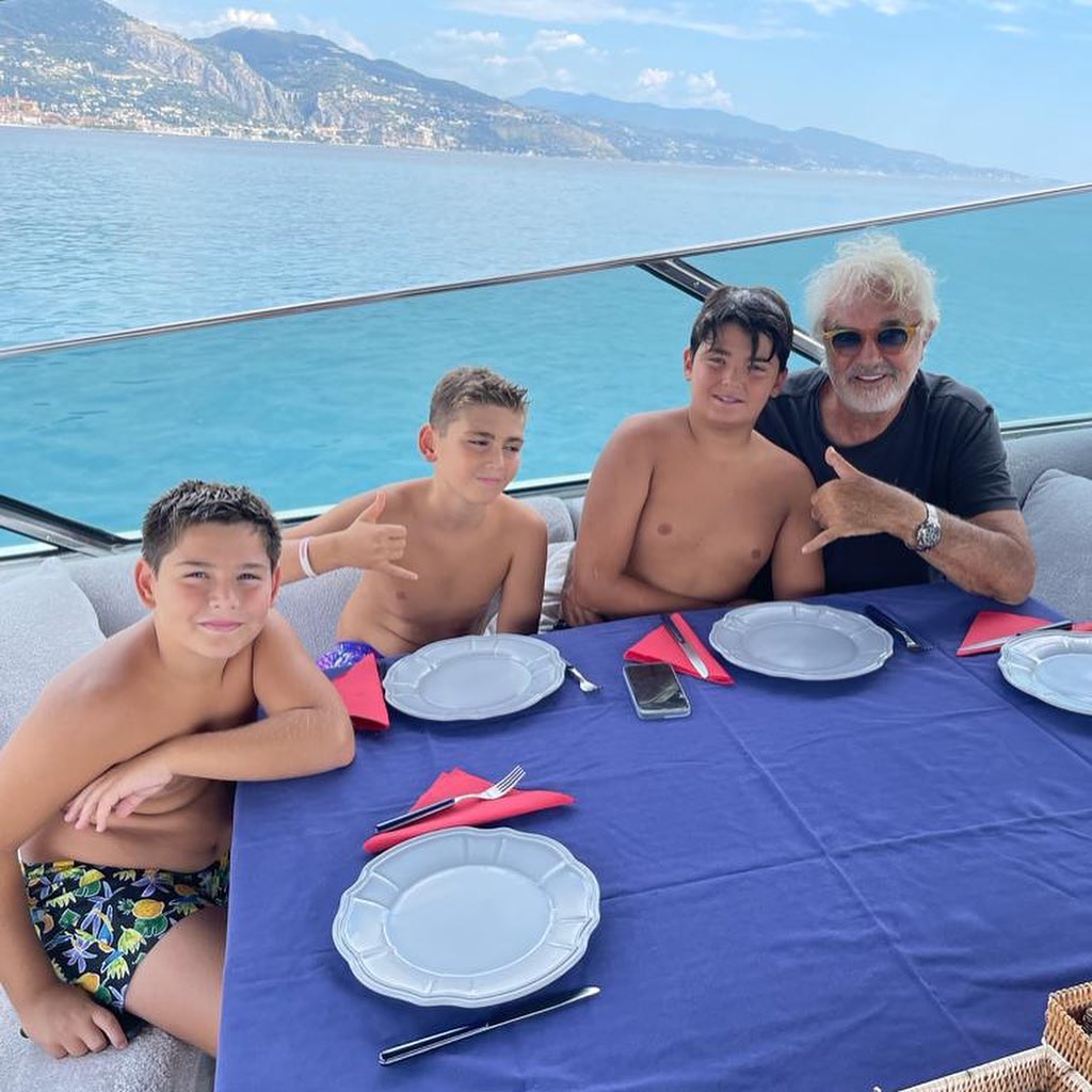 Flavio Briatore Buon sabato a tutti...