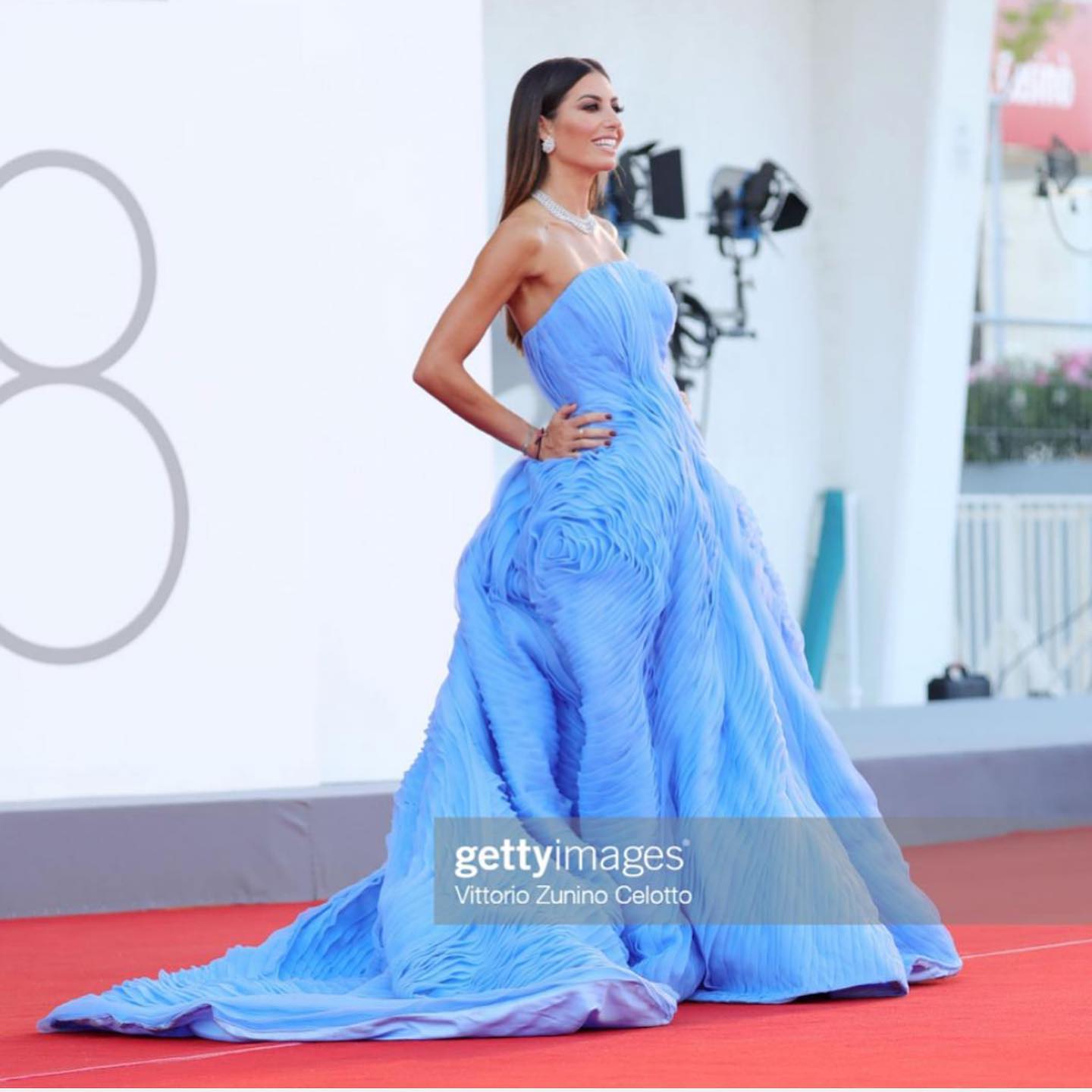 Elisabetta Gregoraci come nelle favole..Venezia 78: un’emozione unica di quelle che ti fanno battere ...