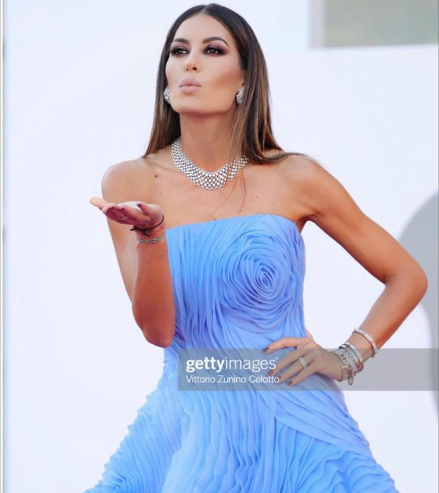 Elisabetta Gregoraci Come nelle favole..Venezia 78: un’emozione unica di quelle che ti fanno battere ...