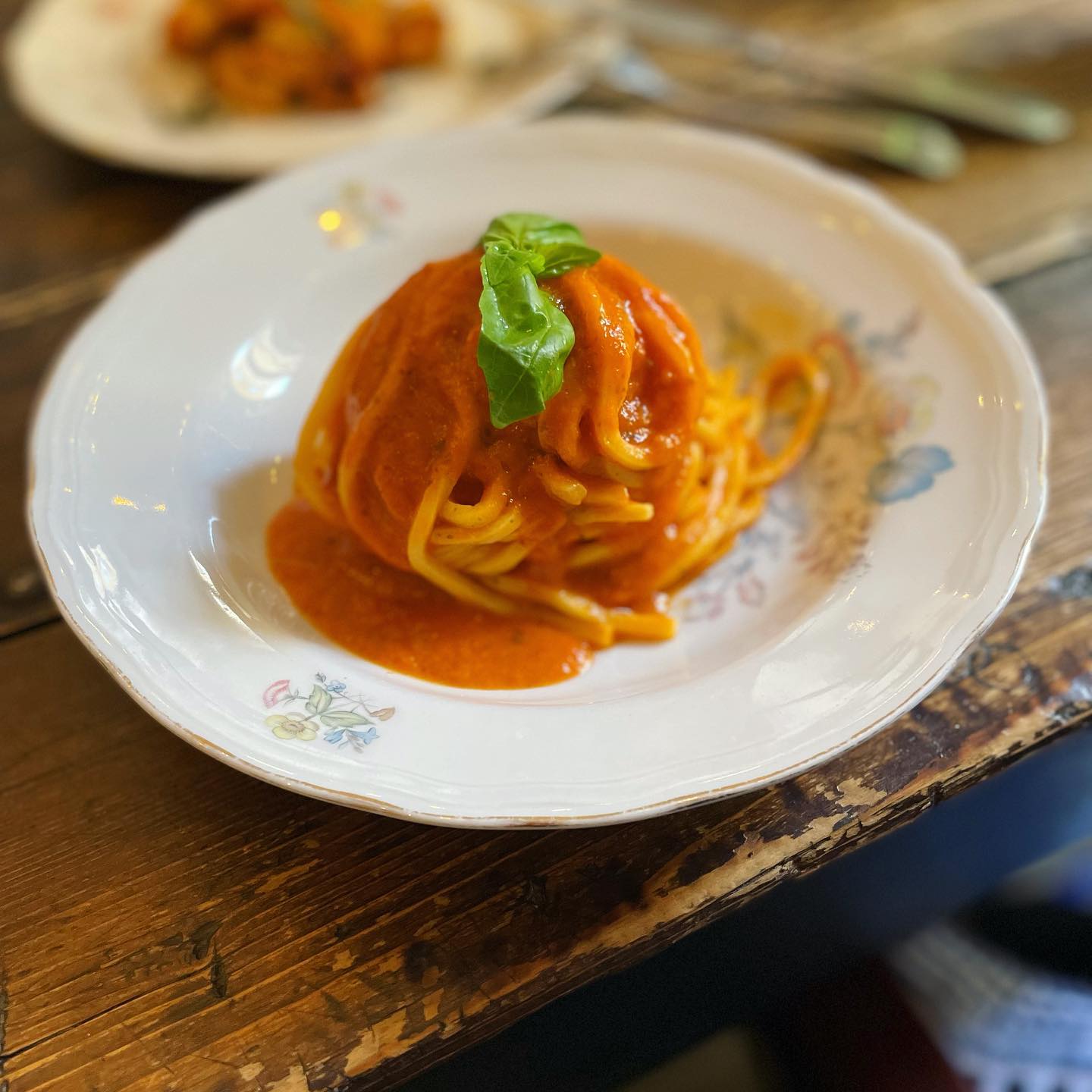 Martina Colombari Buon pranzo !!! 
C’è qualcosa dì più buono dì pasta pomodoro e basilico ??? 
E v...