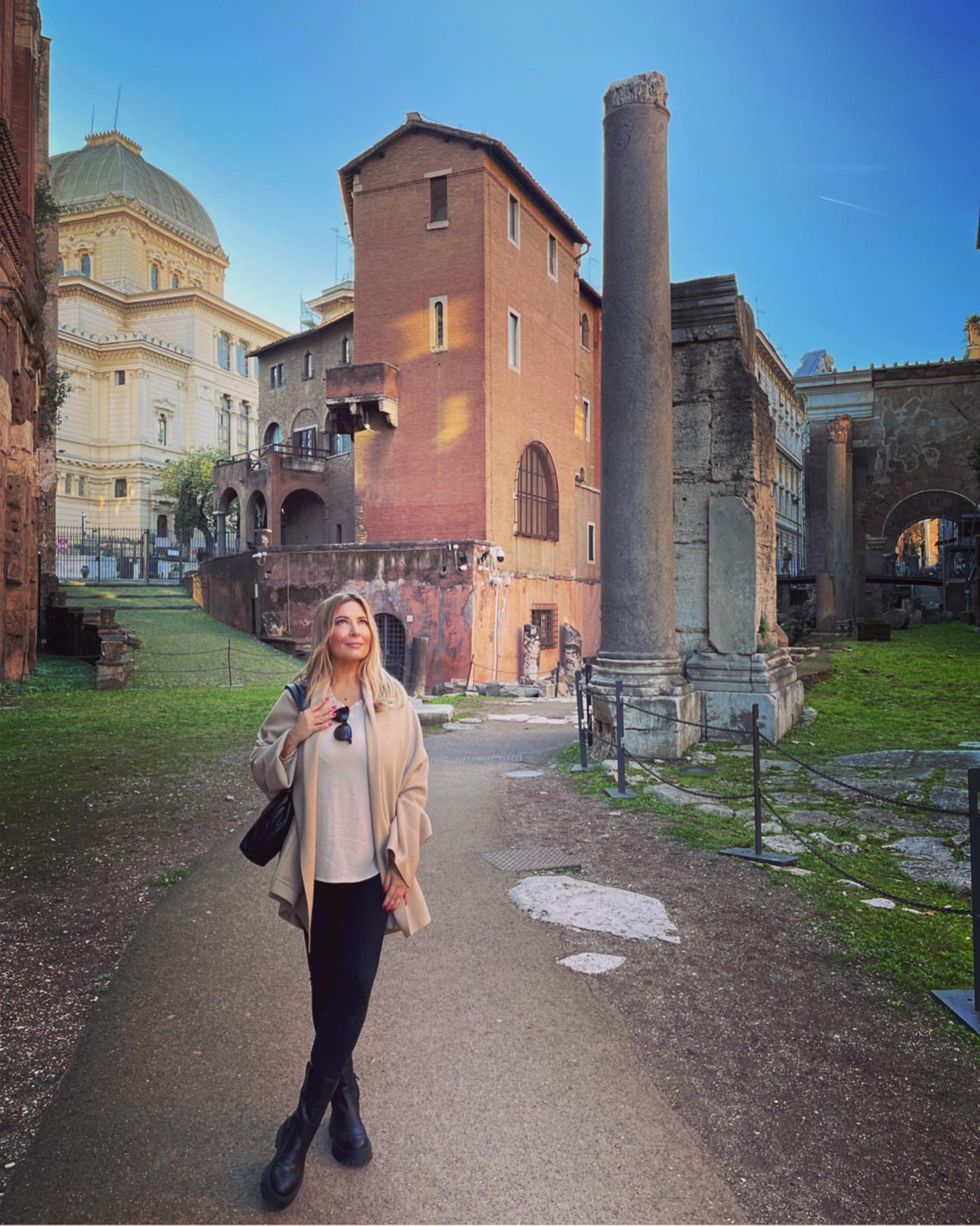 Selvaggia Lucarelli La foto romana del fine settimana oggi è al Ghetto....