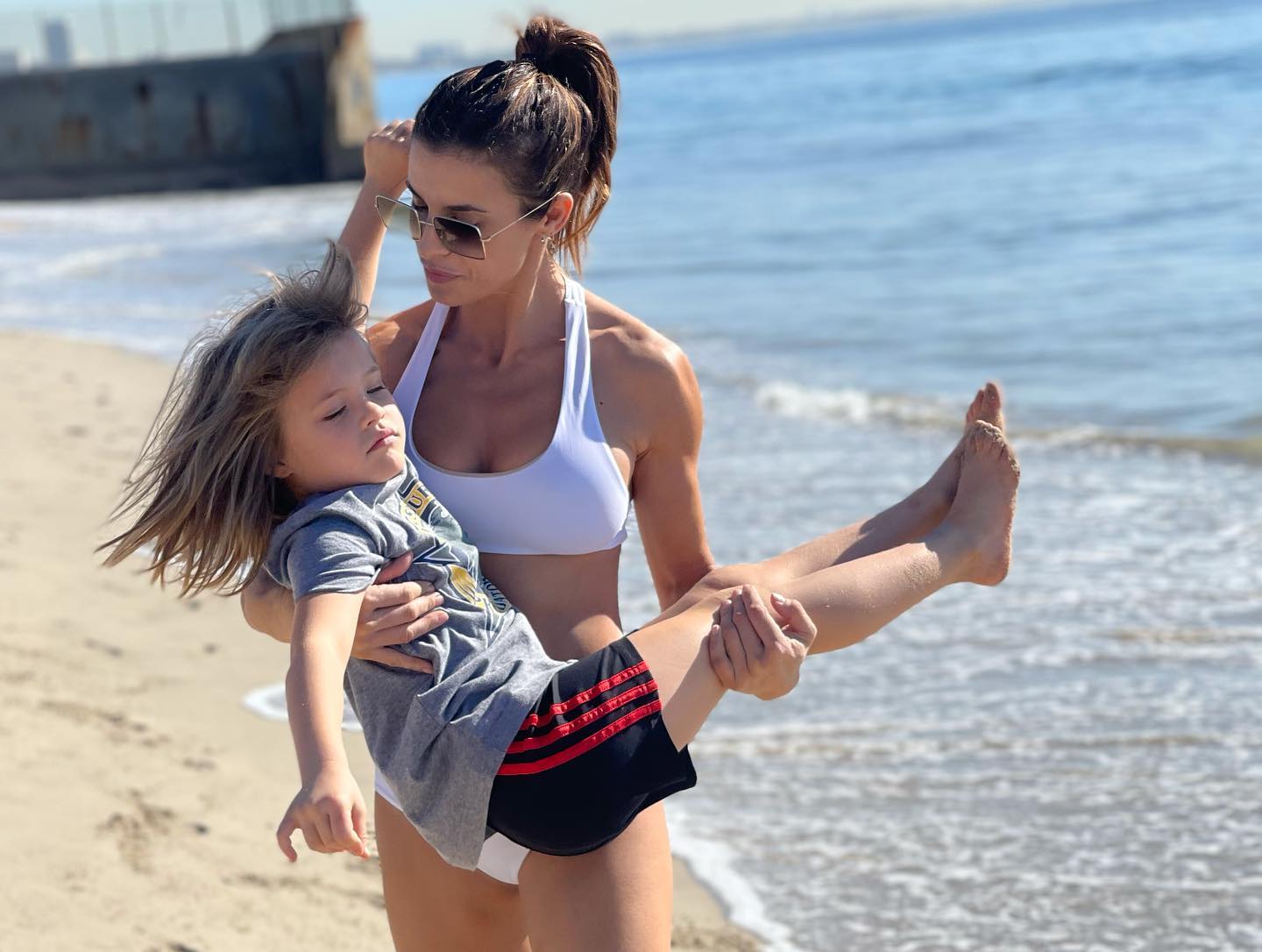 Elisabetta Canalis On the West Coast...