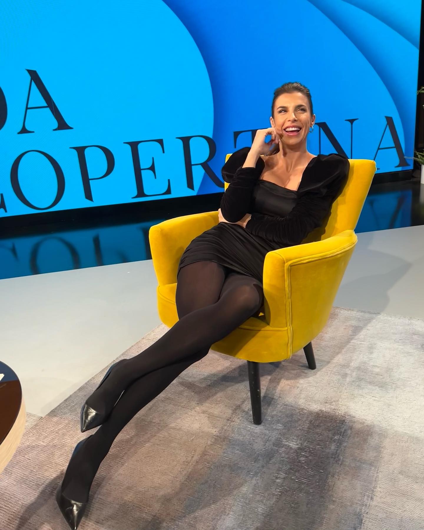 Elisabetta Canalis Ragazzi riparte  da domani Lunedì 17 su  
Avremo un sacco di ospiti nuovi ed alt...