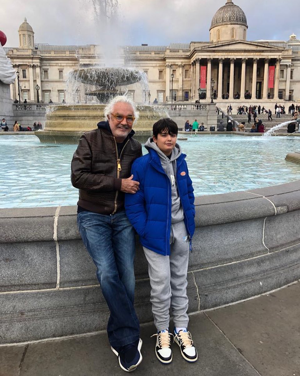 Flavio Briatore Io e  a Trafalgar Square...