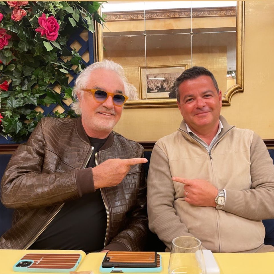 Flavio Briatore Oggi siglata la partnership con il mio caro amico Zannis Fratzeskos  
Questa est...