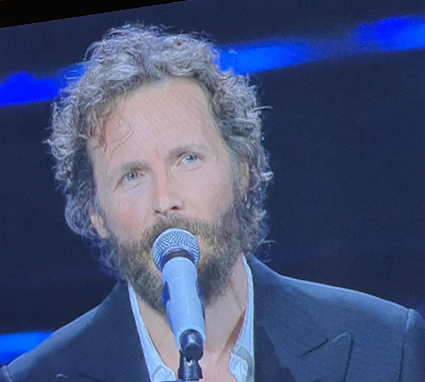 Selvaggia Lucarelli Quanto dona l’età a Jovanotti....