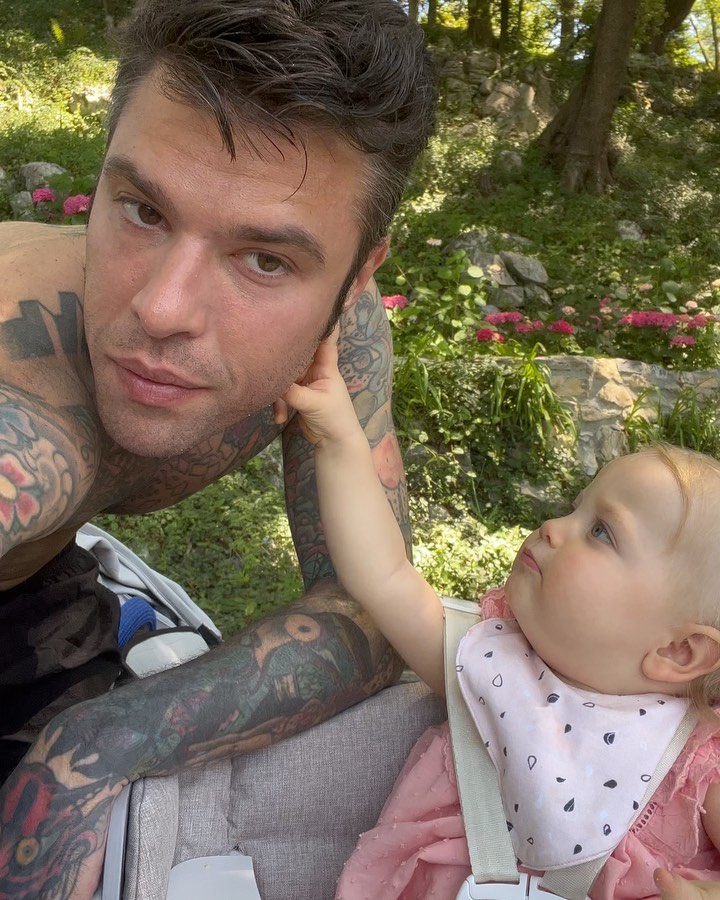 Fedez La vita senza amore dimmi tu che vita è...