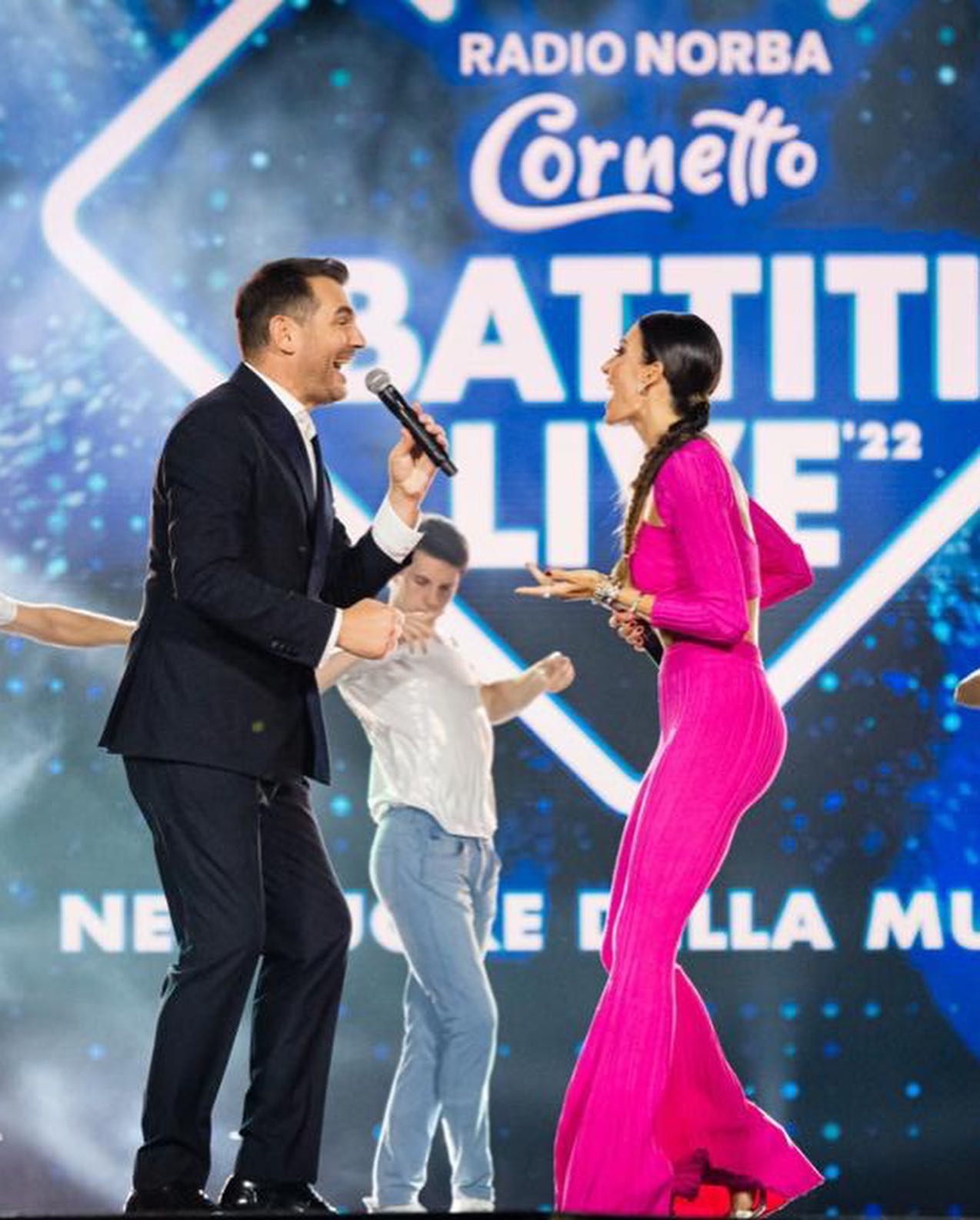 Elisabetta Gregoraci Ready to start 

4ª puntata di  

Voglia di Ballare, di scatenarci insieme  !

S...