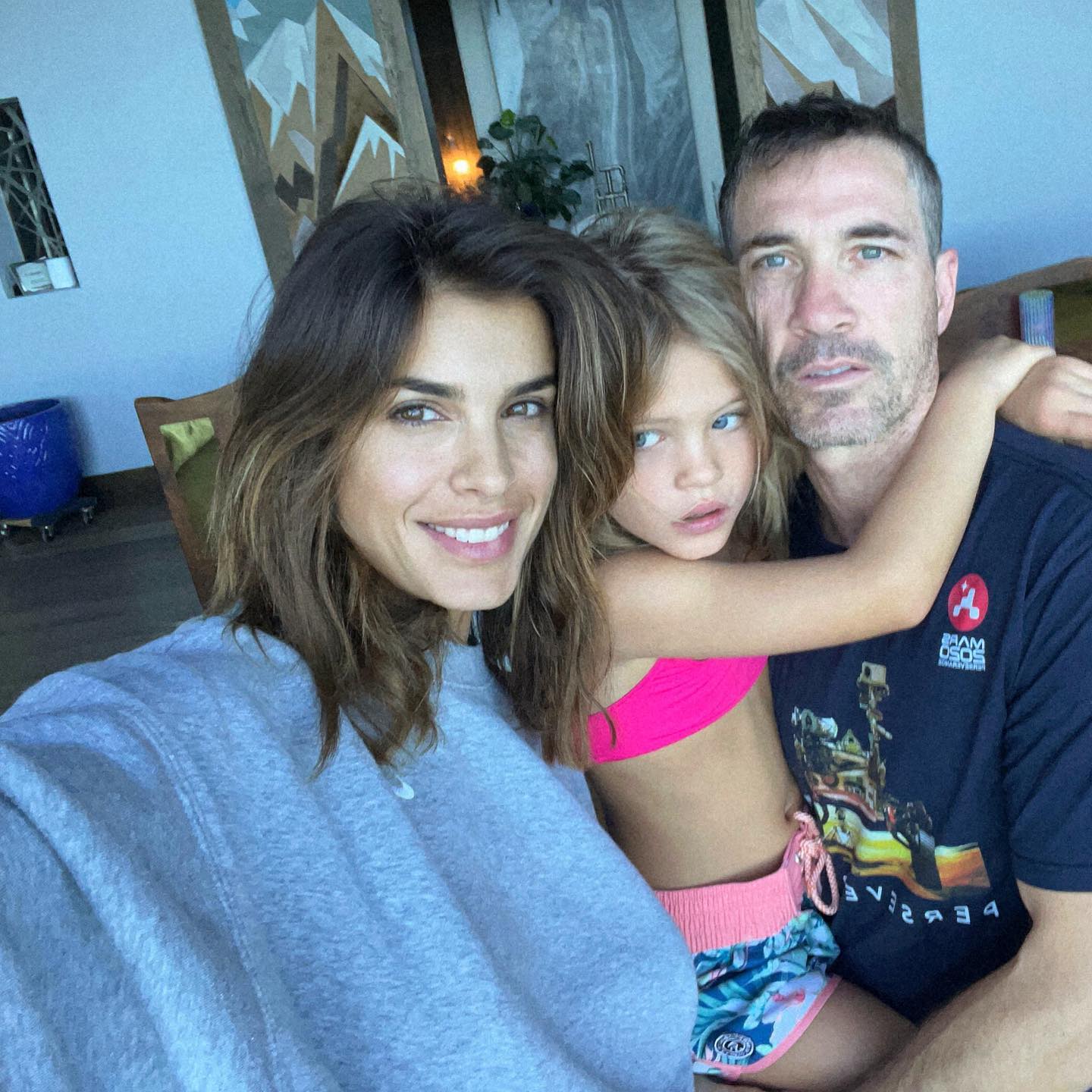 Elisabetta Canalis Family trip !...