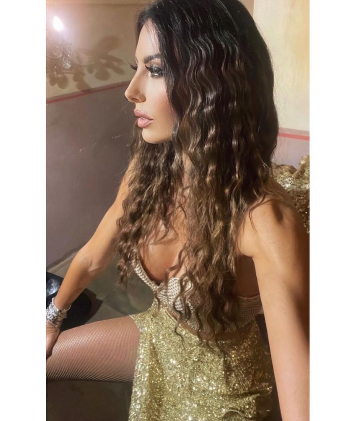 Elisabetta Gregoraci • Nudi per la vita questa sera 21.20 rai 2

• Fin da piccola mi sono dovuta rapp...