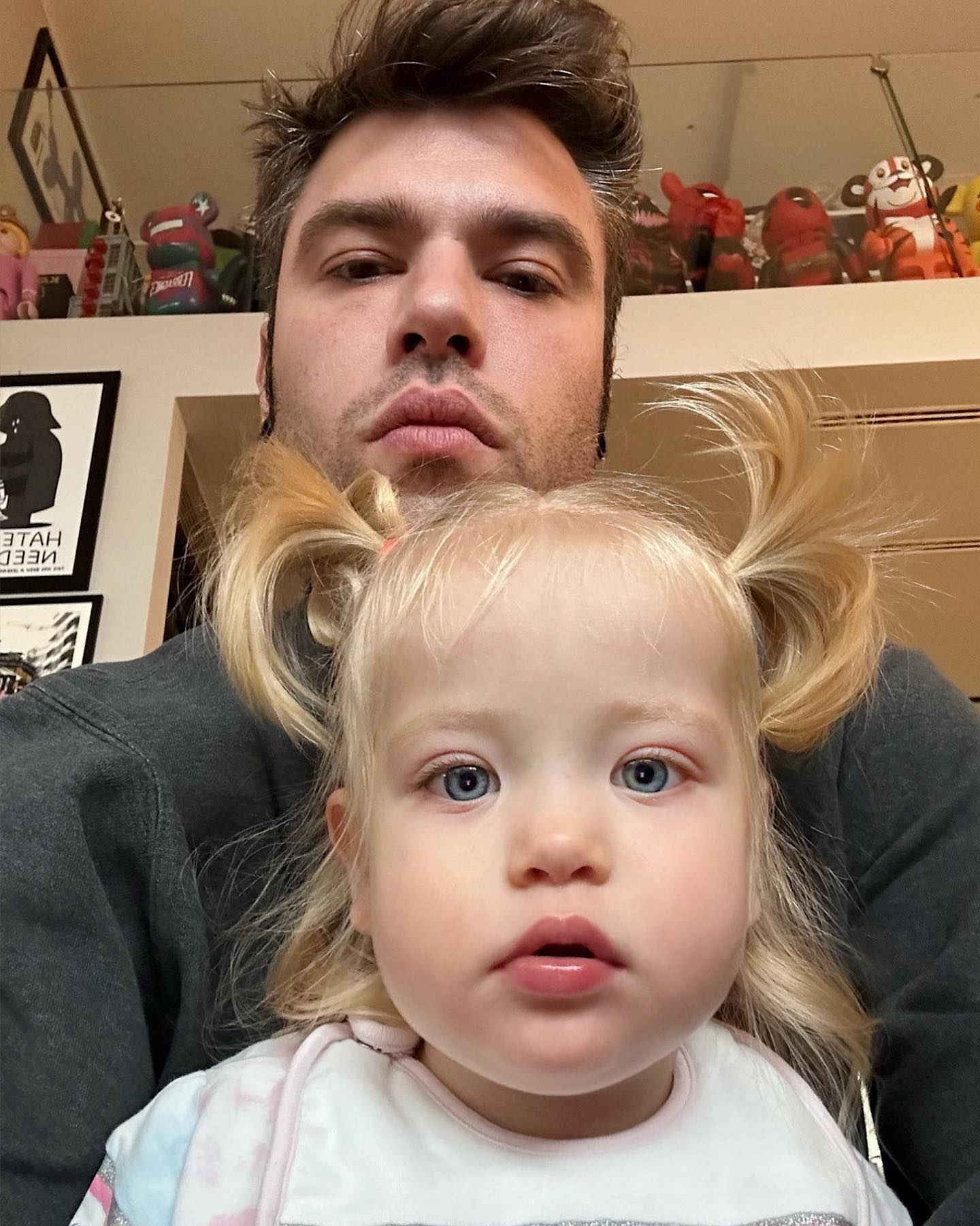 Fedez Stessi occhi del papà...