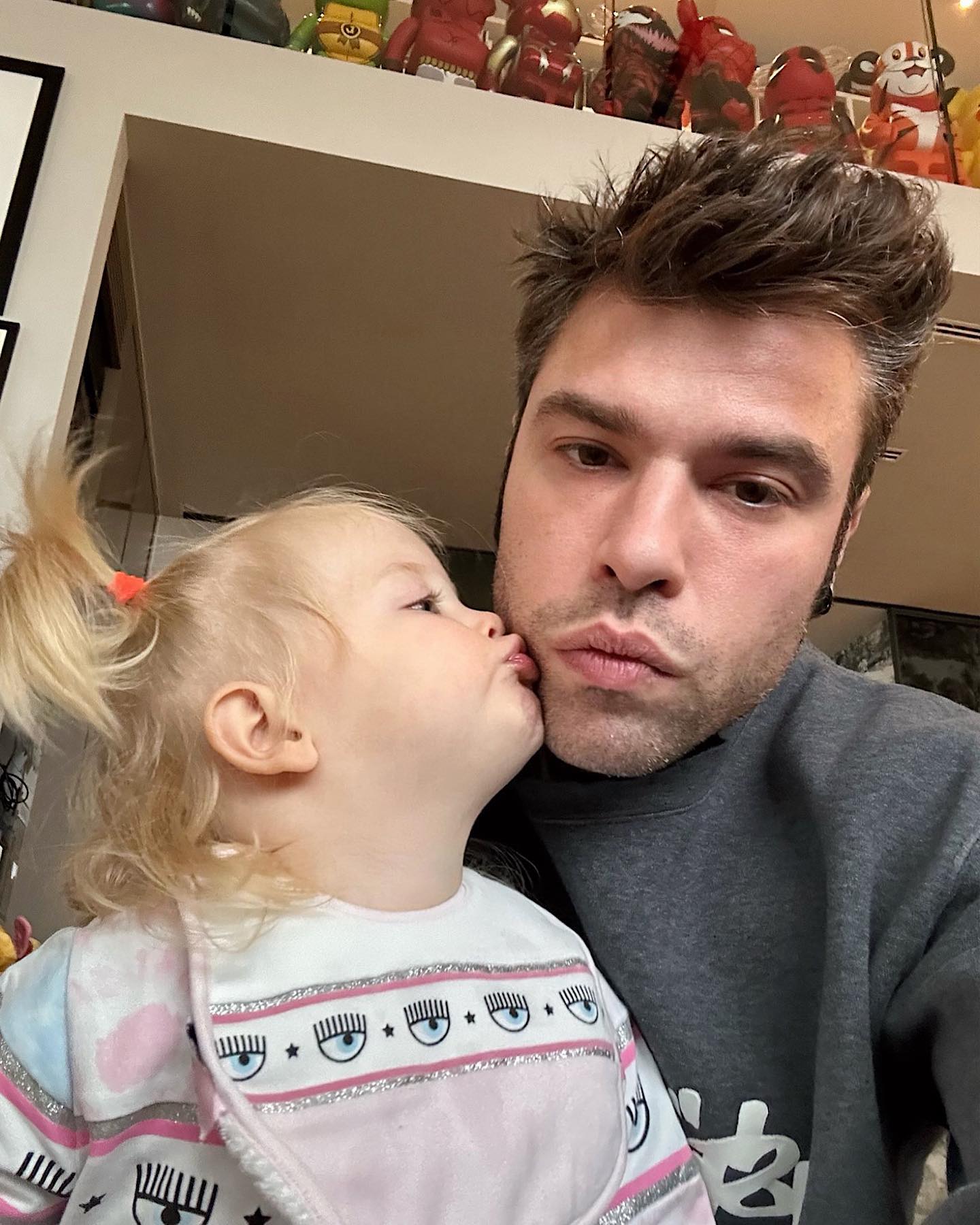 Fedez Stessi occhi del papà...