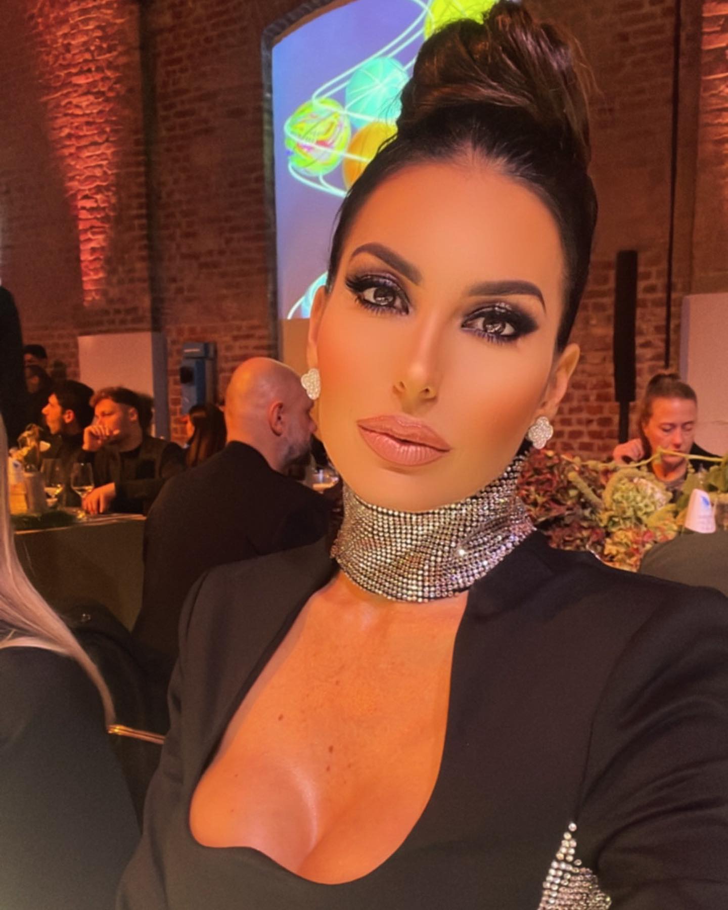 Elisabetta Gregoraci My Last Night Look for  

A special thanks to  for the glitters...