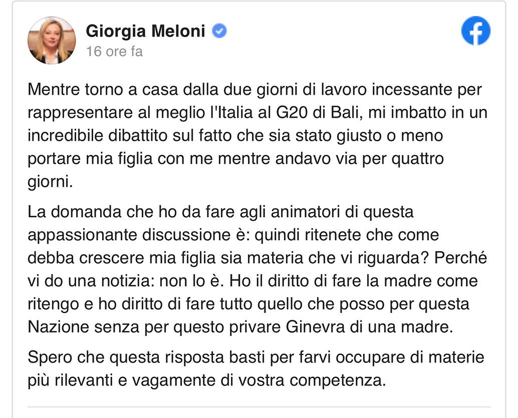 Selvaggia Lucarelli La storia che Giorgia Meloni sia stata duramente attaccata per aver portato la f...