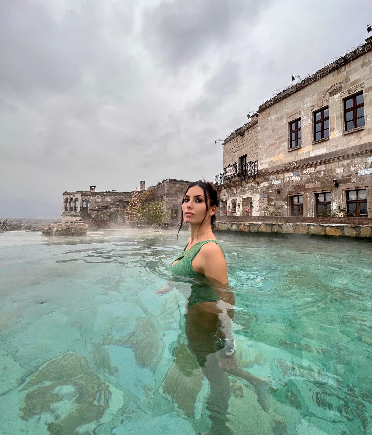 Elisabetta Gregoraci • Green water...