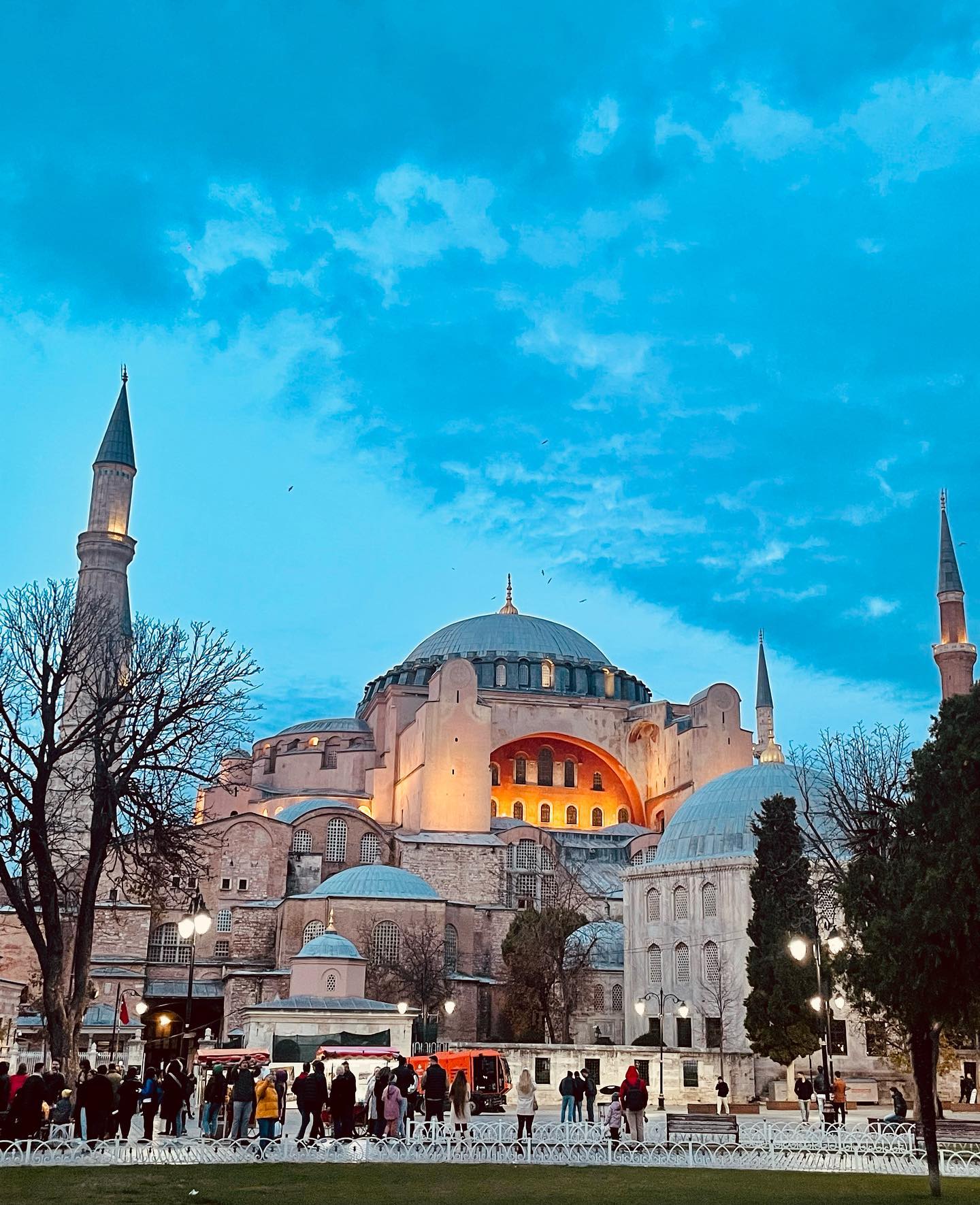 Elisabetta Gregoraci • Postcard da Istanbul...