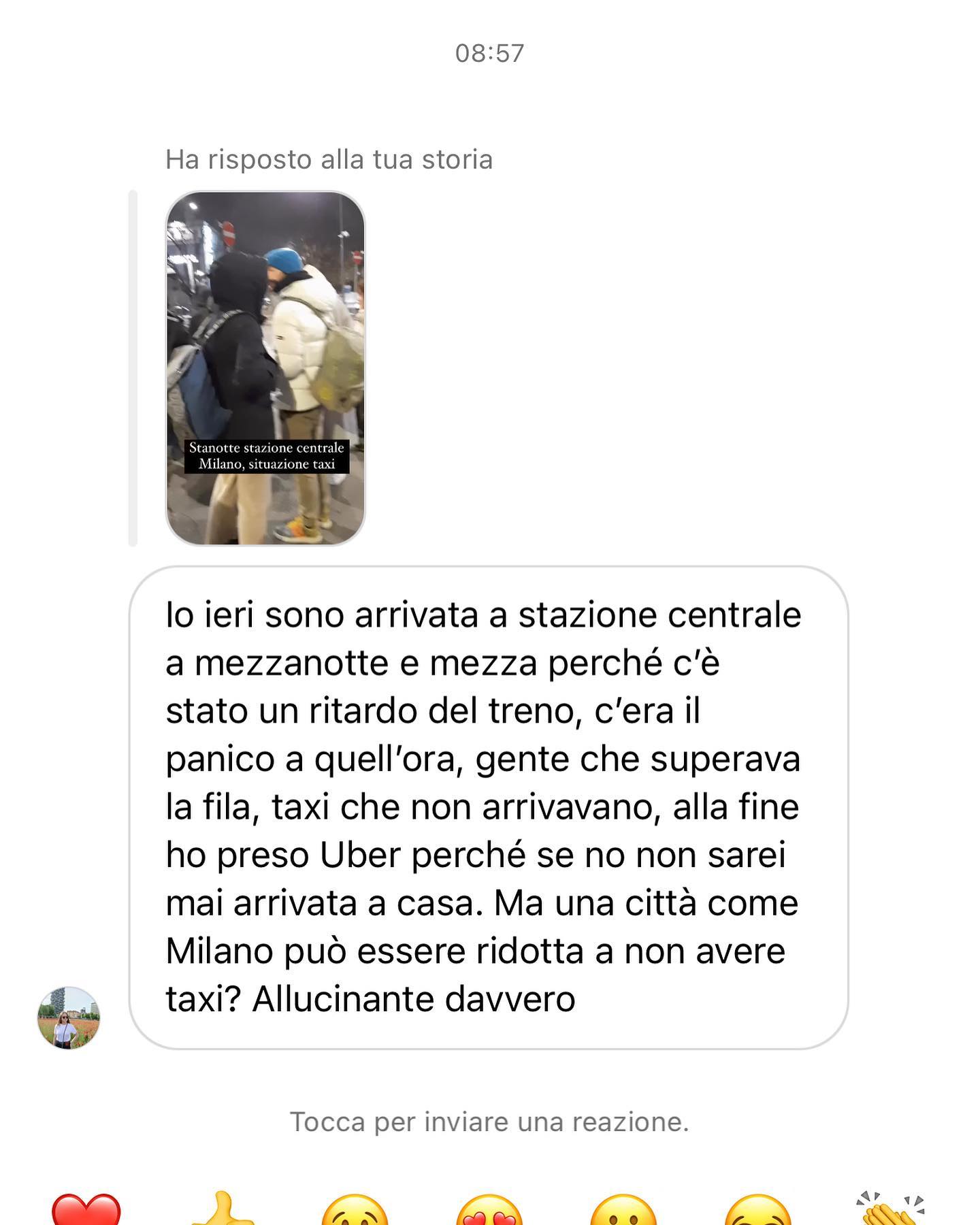 Selvaggia Lucarelli Stanotte alla stazione centrale di Milano questa era la situazione taxi. Quella ...