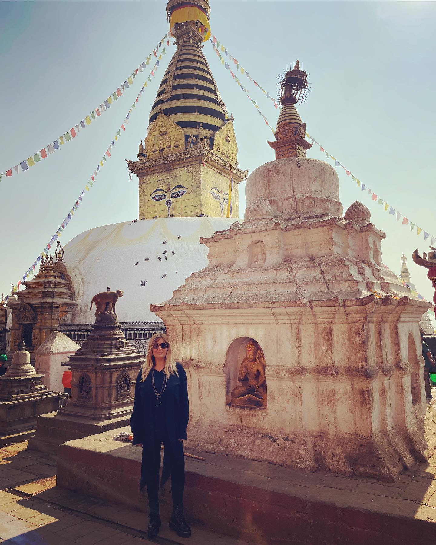 Selvaggia Lucarelli Swayambhunath è un incredibile tempio buddista su una collina da cui si vede tut...