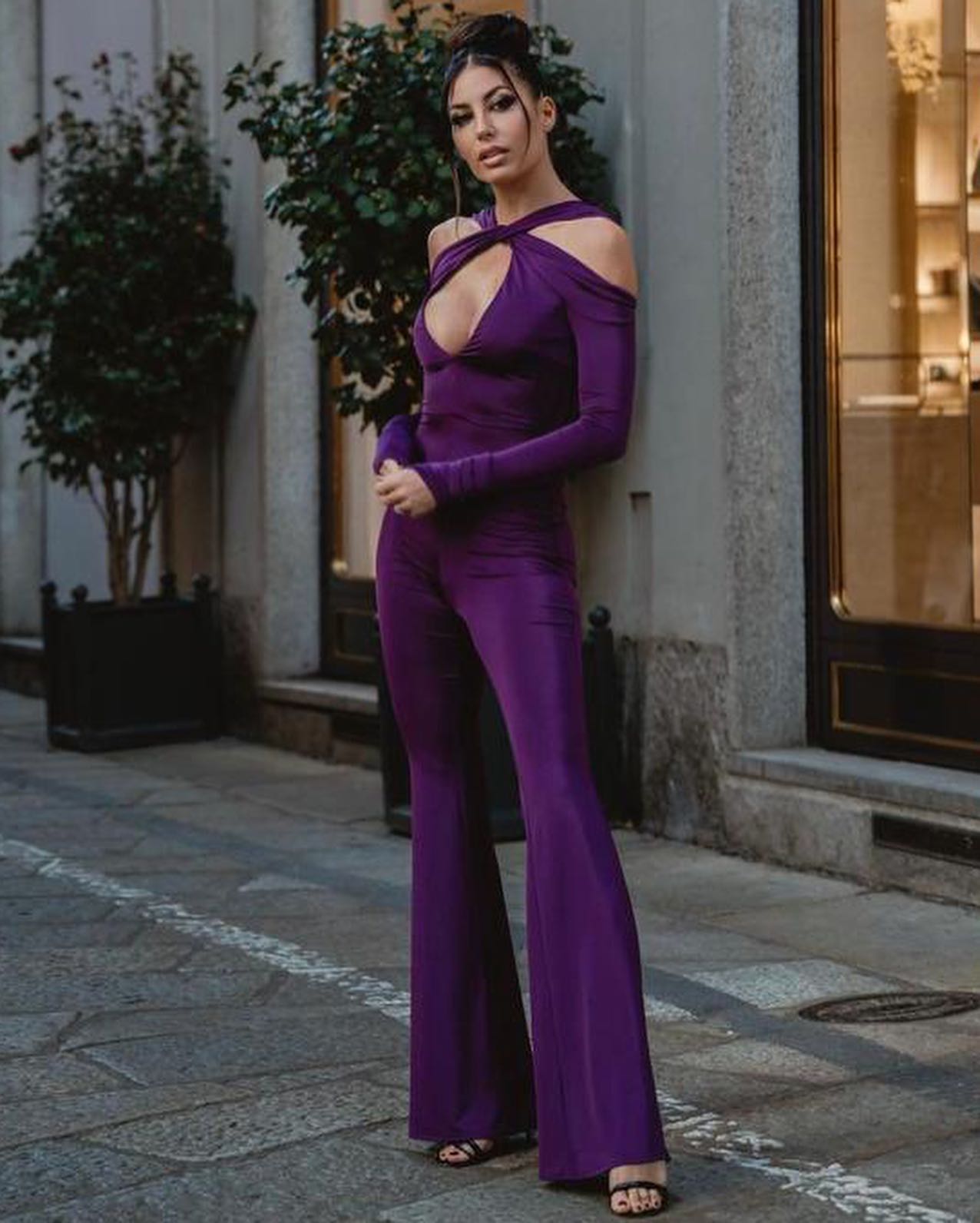 Elisabetta Gregoraci • I only want to see you laughing in the purple rain 

Look:...