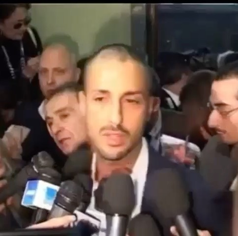 Fabrizio Corona Un altro anno mi lascia. Ho vissuto commettendo errori, l’unico modo di vivere s...