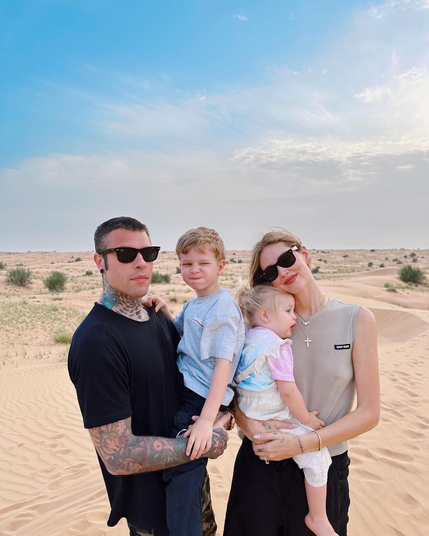 Fedez Amore in the desert...