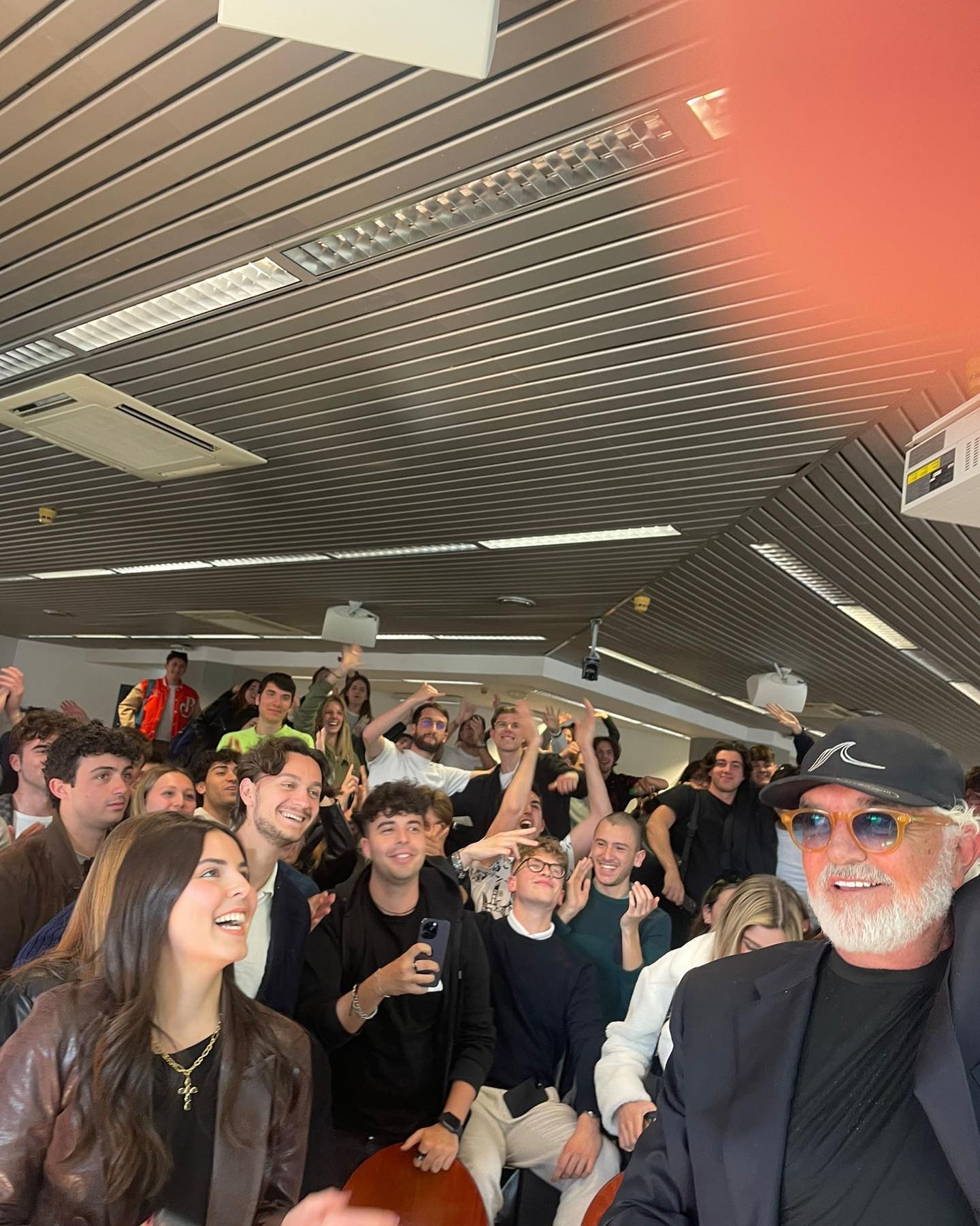 Flavio Briatore Incontro interessante e divertente con gli studenti della  durante il corso spor...