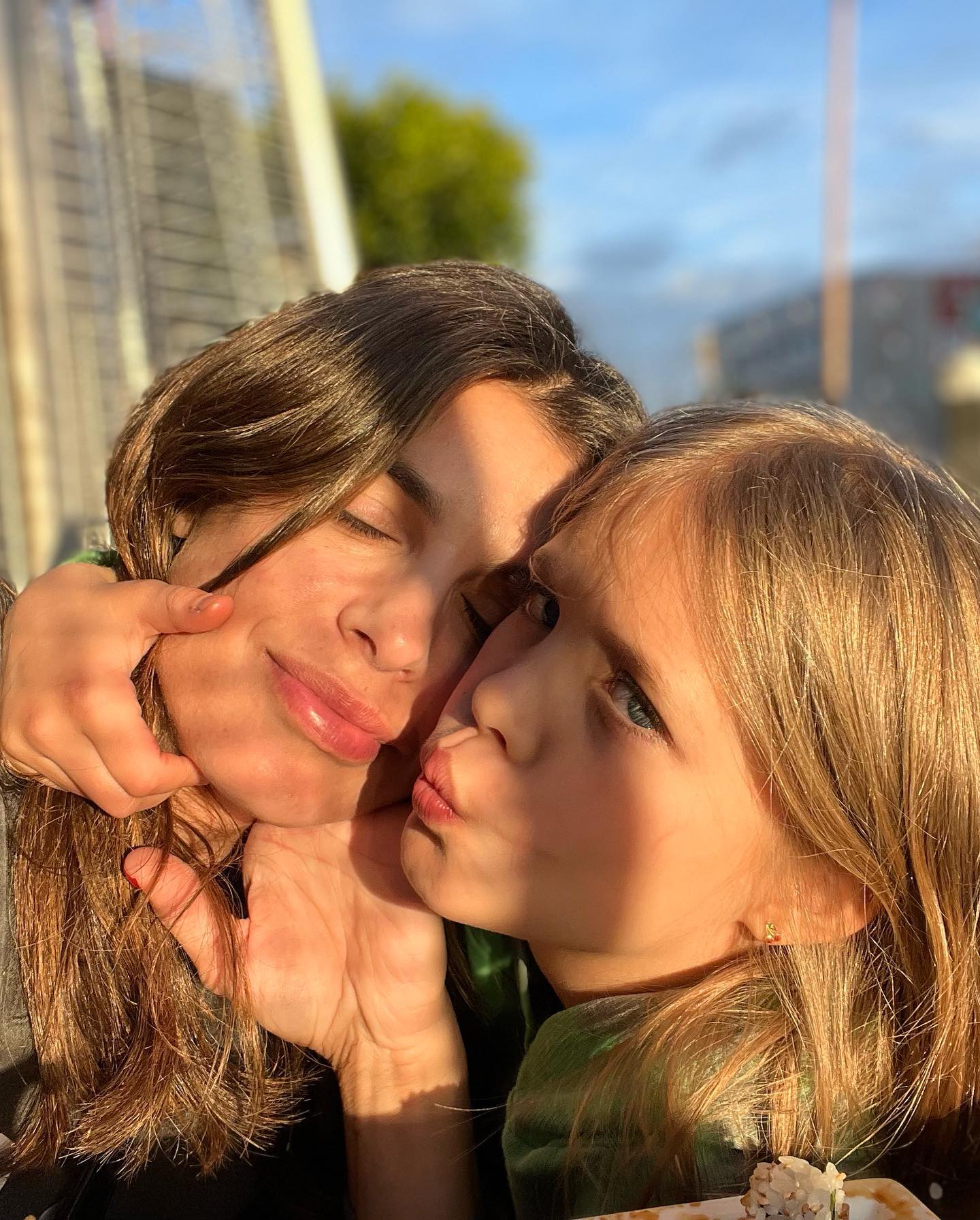 Elisabetta Canalis Auguri alla mia mamma e grazie ogni giorno a Skyler che mi ha reso la  più fortu...