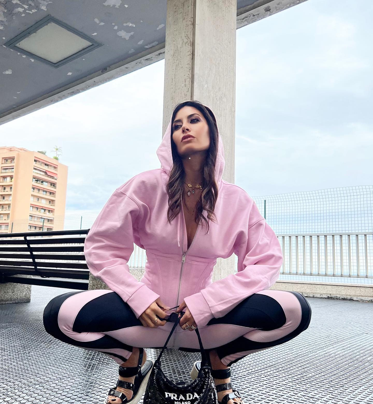 Elisabetta Gregoraci • Comfy in the city...