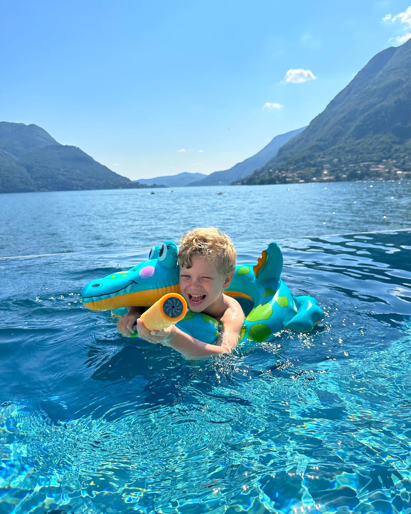 Fedez Lago di Como...