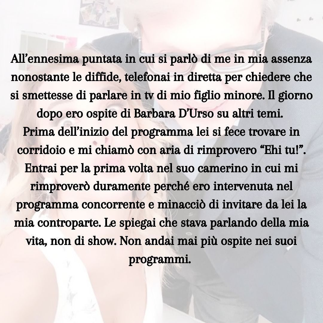 Selvaggia Lucarelli Le mani giunte, il vestito di pizzo nero, l’aria teatrale da prefica salentina, ...