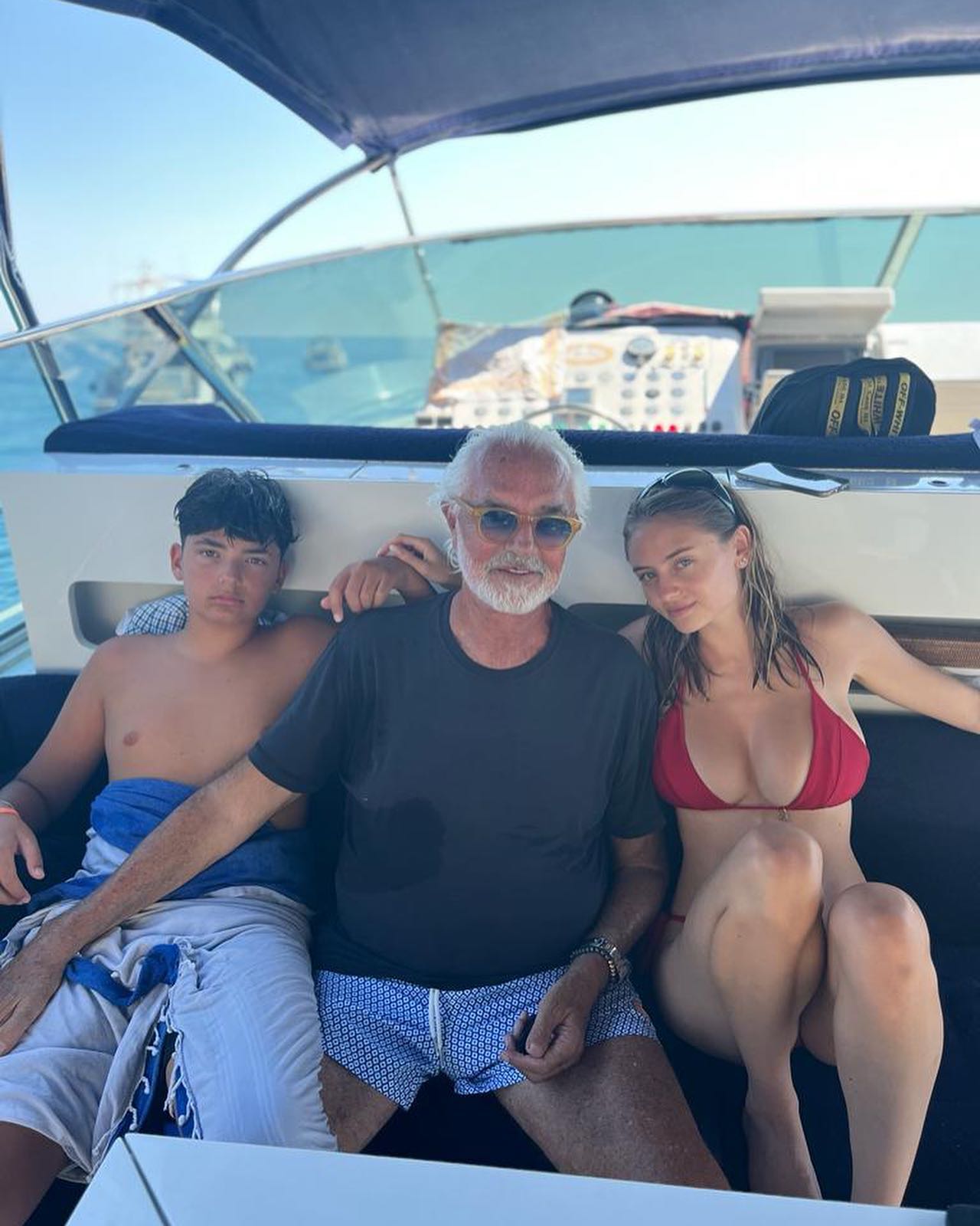 Flavio Briatore Vacanza a monaco con  e  

Holiday in Monaco with   and friends...