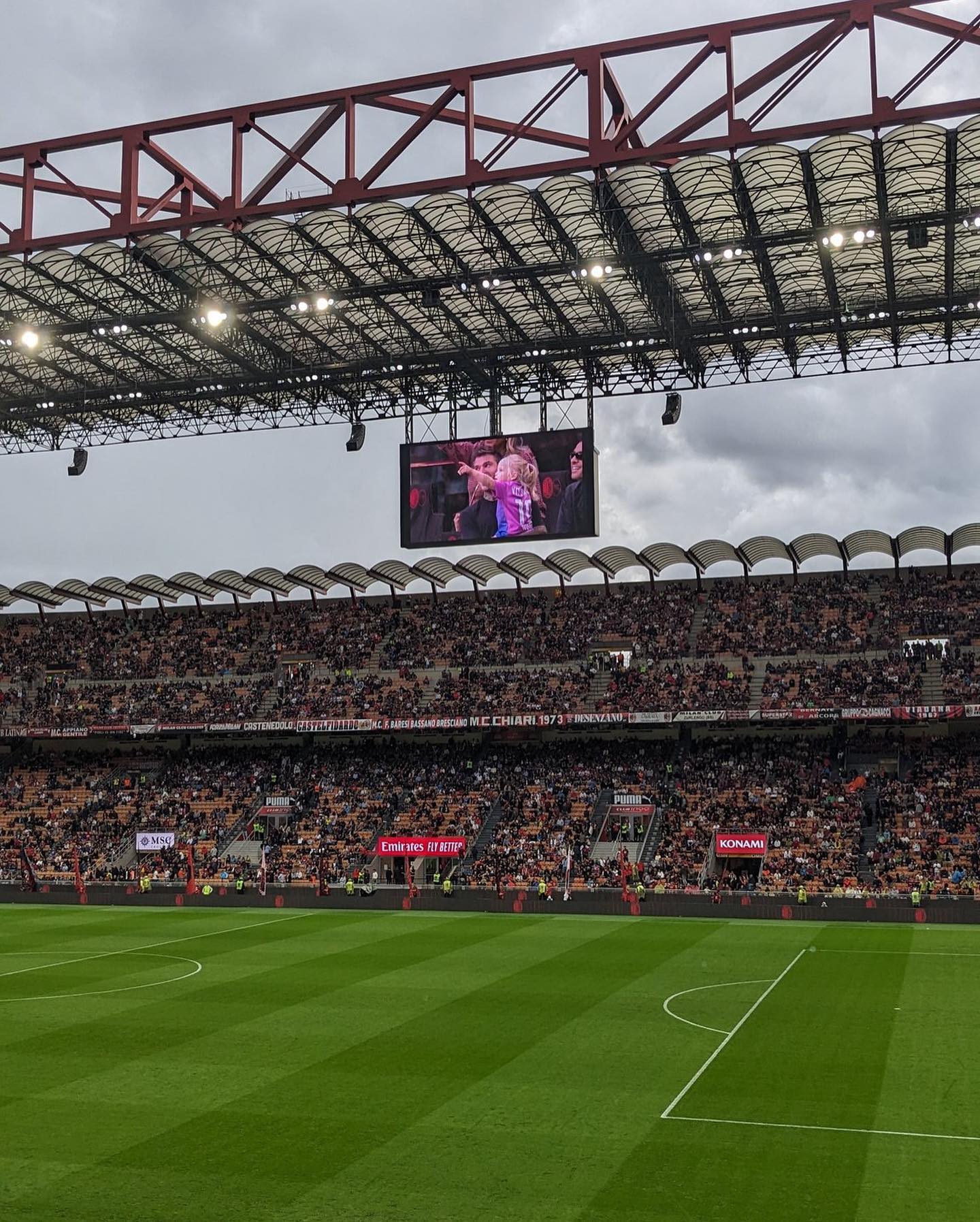 Fedez Prima volta allo stadio...