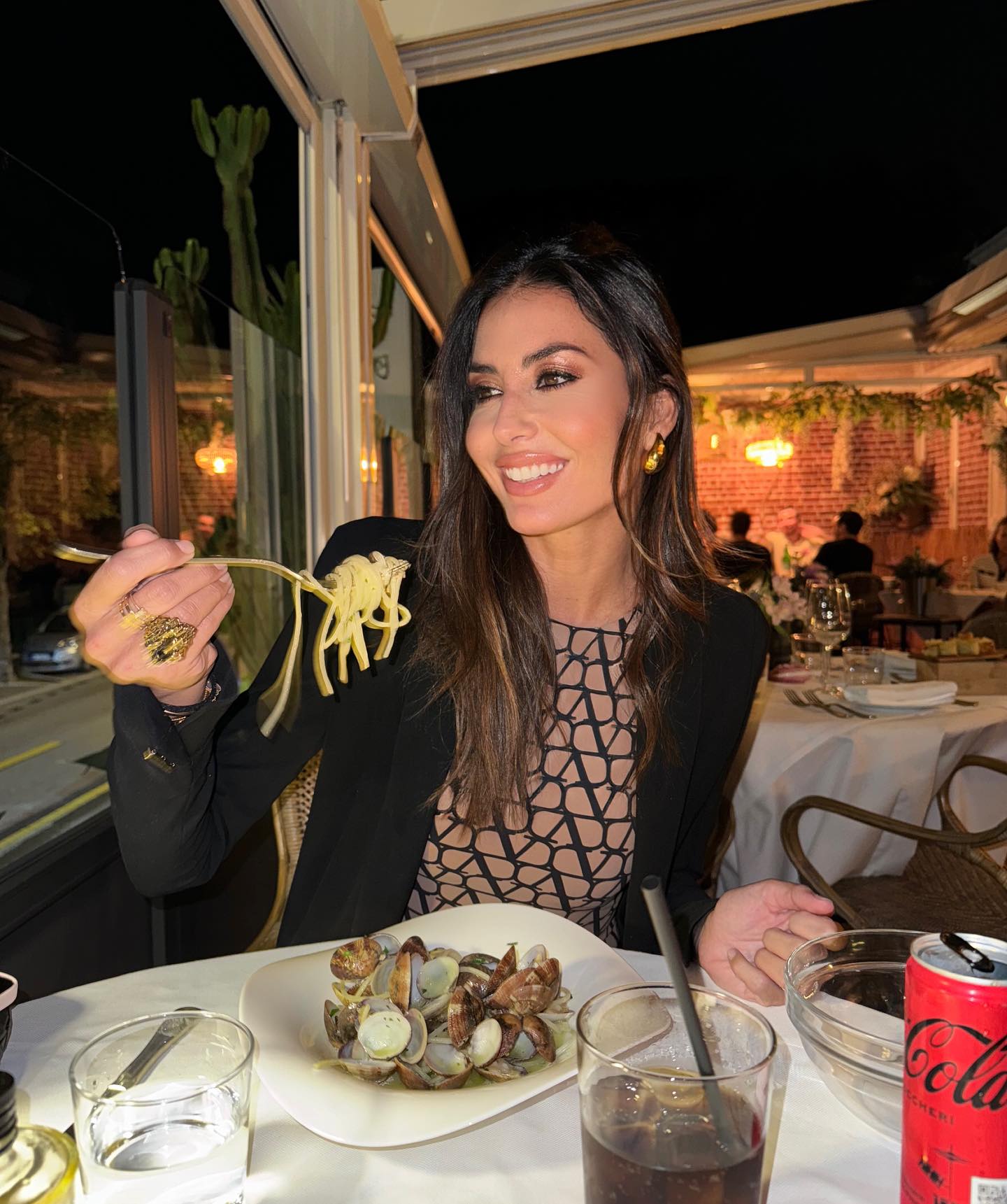 Elisabetta Gregoraci • Give me pasta and Coca-Cola ,and l’ ll be happy...