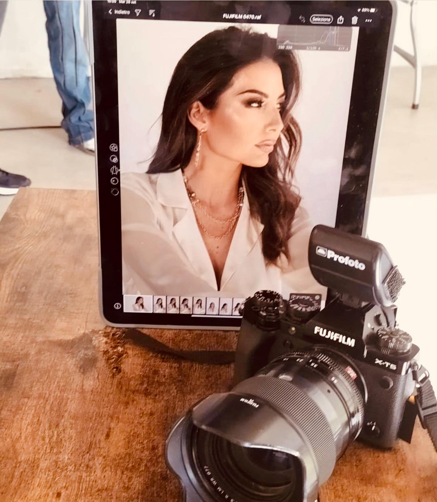 Elisabetta Gregoraci • Behind a Shooting...