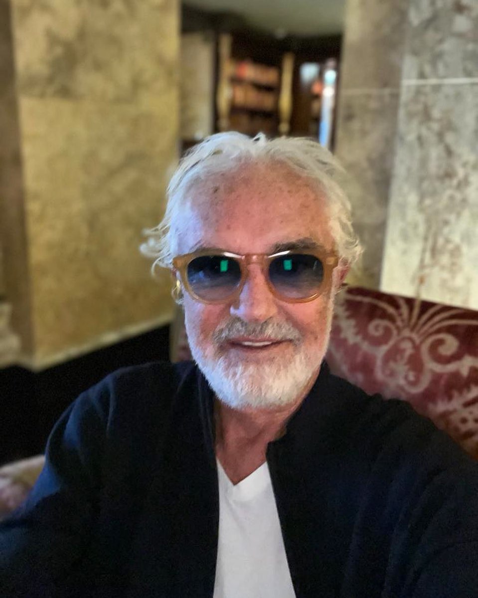 Flavio Briatore Buona giornata a tutti...