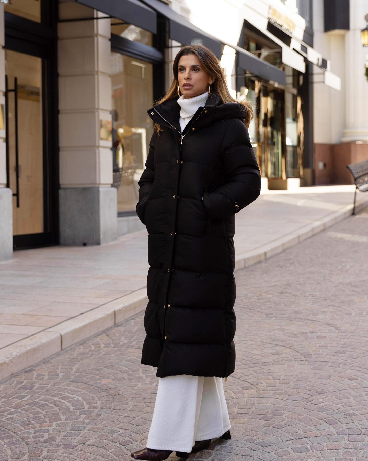 Elisabetta Canalis Begin the winter season with style and comfort   adv 

Quando gli edredoni abban...