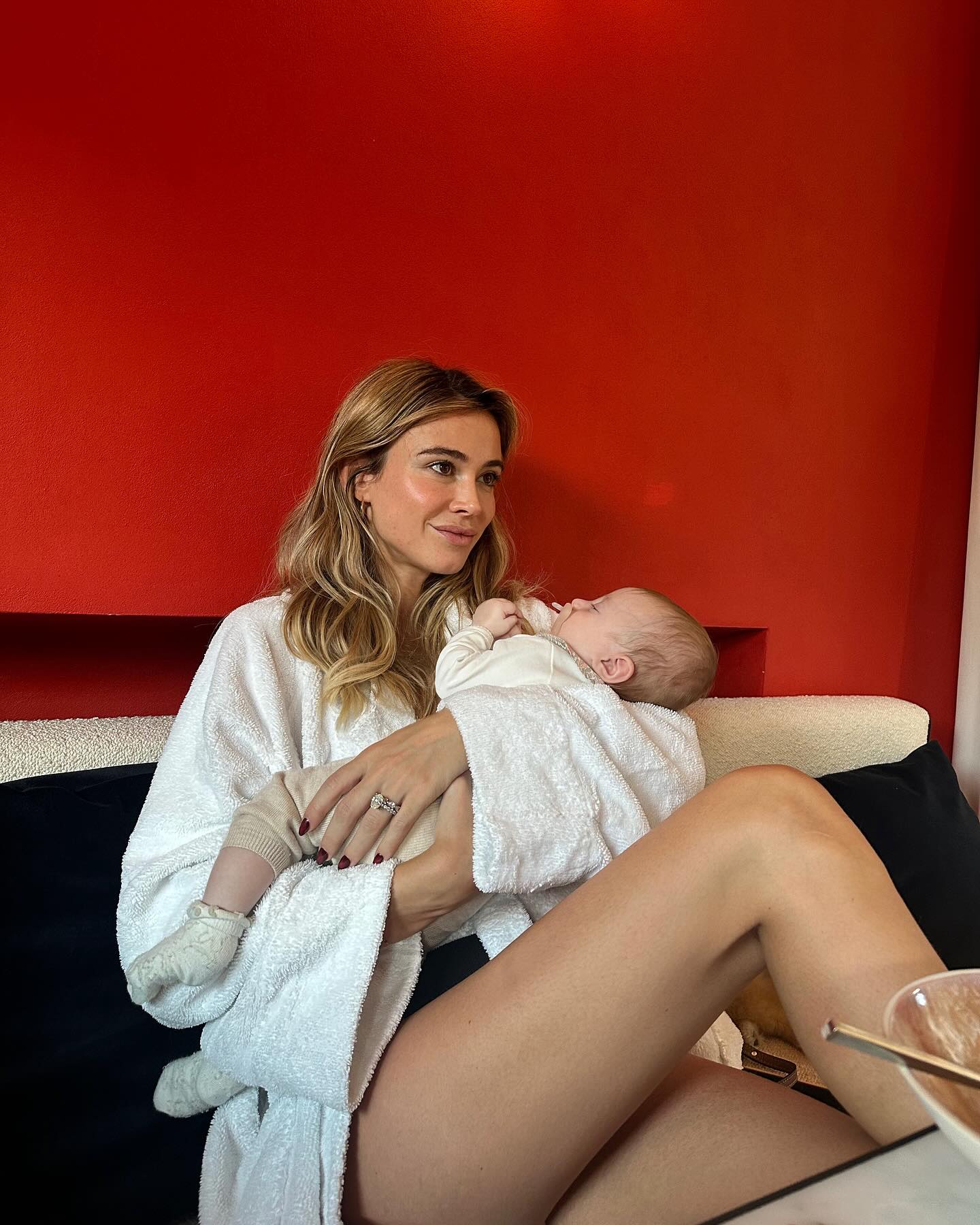 Diletta Leotta Qualche giorno di relax con le zie...