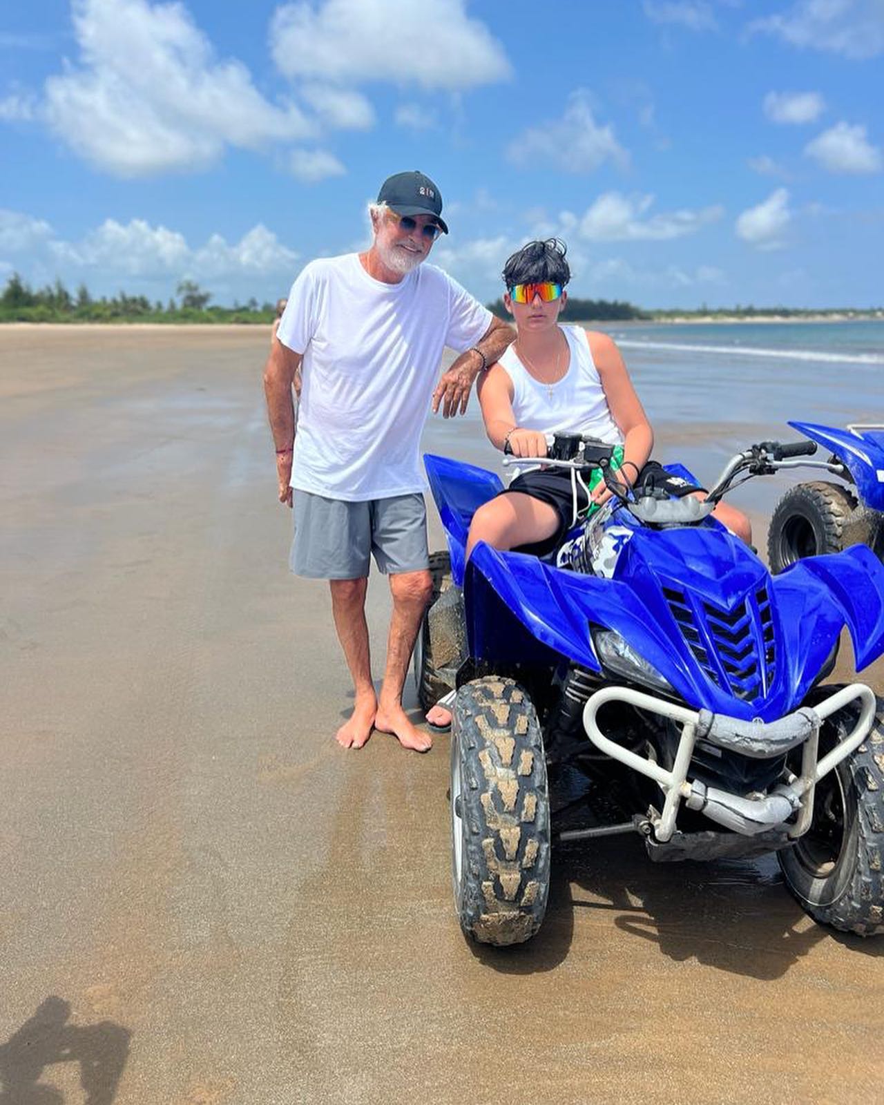 Flavio Briatore Io e  oggi in spiaggia con i quad!...