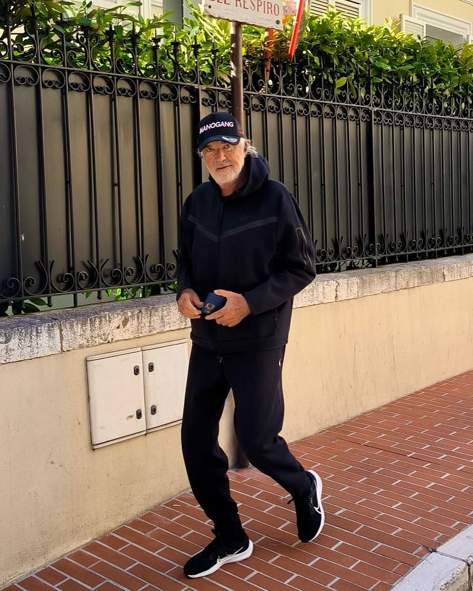 Flavio Briatore Morning walk...