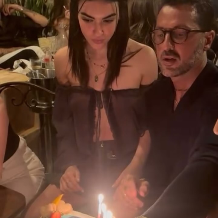 Fabrizio Corona AUGURI PICCOLA HOLLY E SONO 24, COSI’ DIVERSI, COSI’ APPARENTEMENTE LONTANI, OGN...