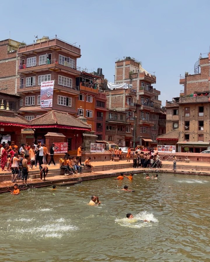 Selvaggia Lucarelli Il Sindoor Jatra è una festa che celebra il nuovo anno e l’arrivo della primaver...