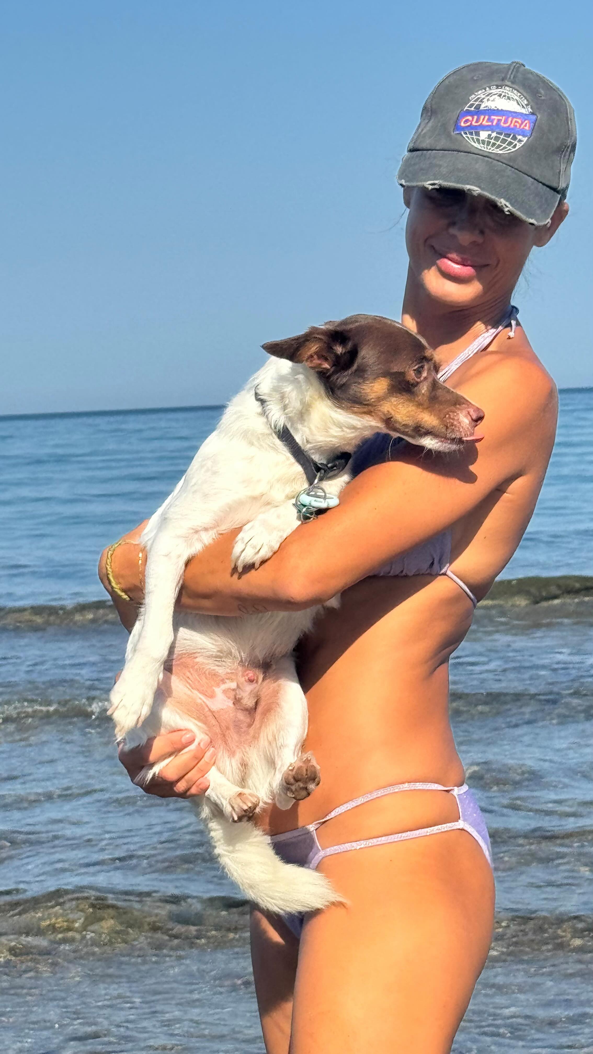 Elisabetta Canalis Giornata mondiale del cane. Grazie Nello per essere parte della nostra vita ogni...